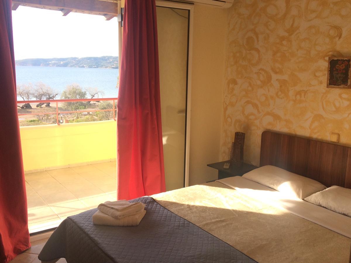 Malindi Rooms Porto Heli Exterior photo