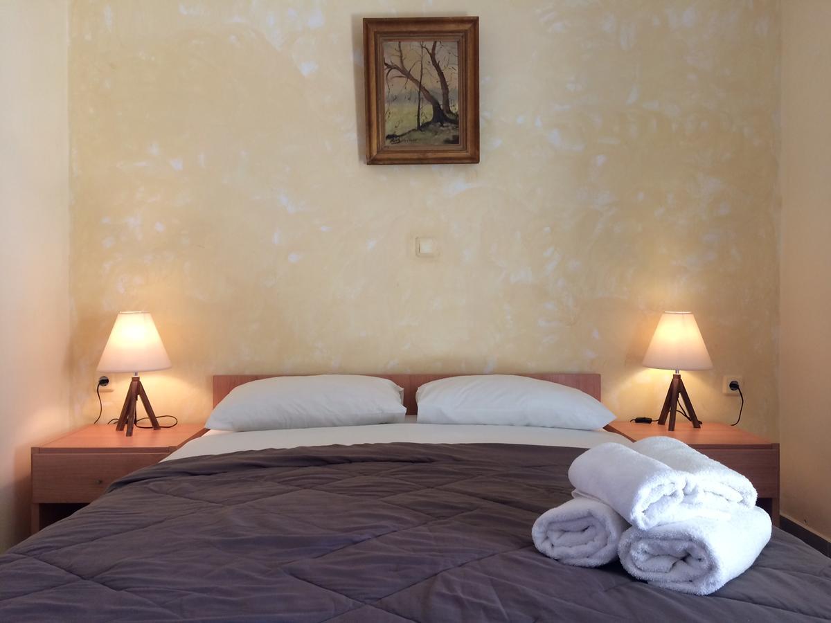 Malindi Rooms Porto Heli Exterior photo